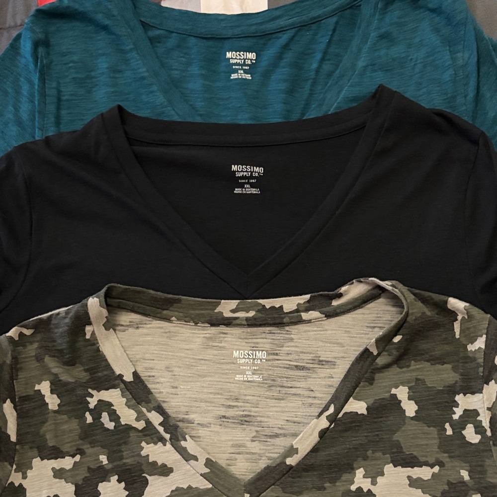 Mossimo Supply Co. Short-Sleeve V-Neck Tee Trio - Teal, Black & Camo